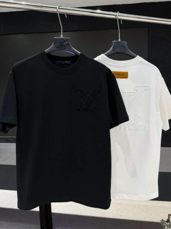 Picture of Louis Vuitton T Shirts Short _SKULVS-XLkctr2017423